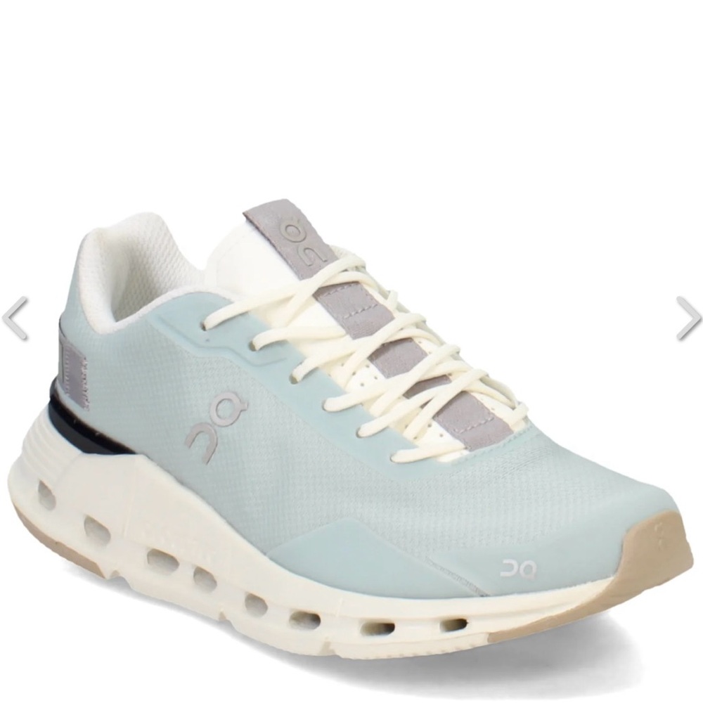 On Running women’s cloudnova form - image 2